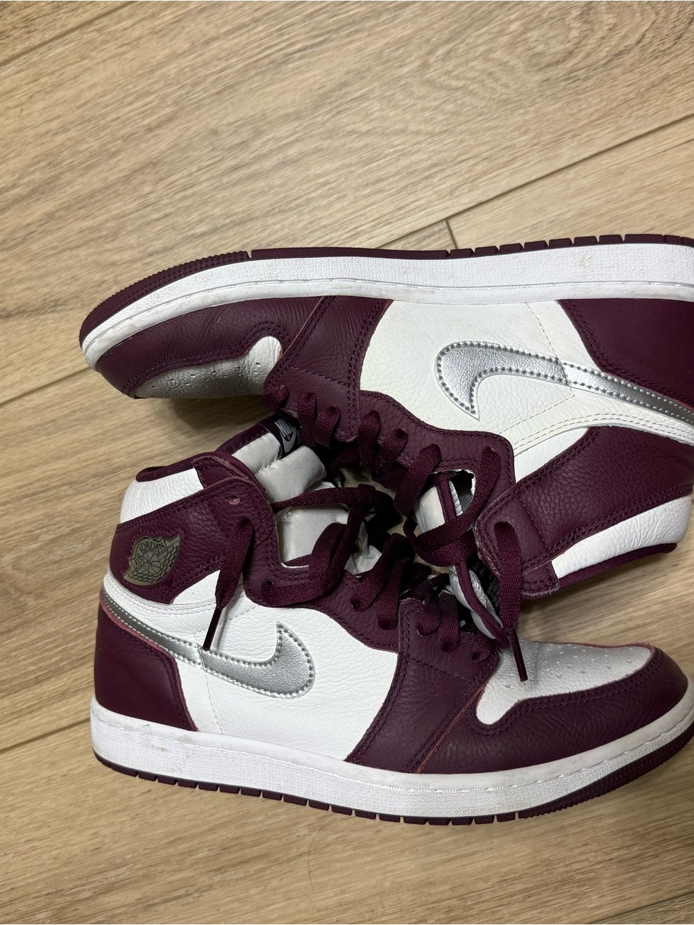Jordan 1  High-Top Sneakers in Maroon, White & Metallic Silver